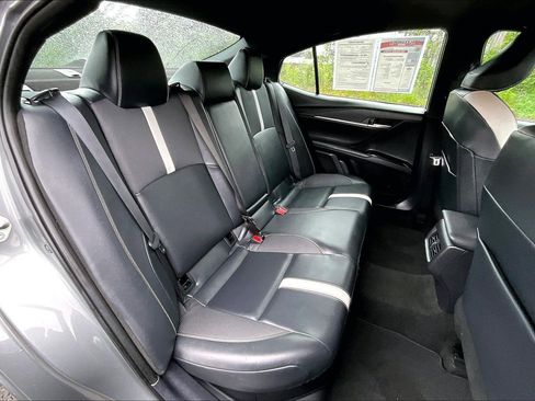 Used 2025 Toyota Camry SE FWD image 25