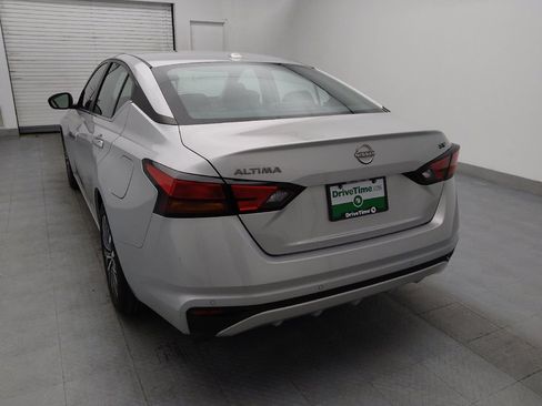 Used 2024 Nissan Altima 2.5 SV image 6