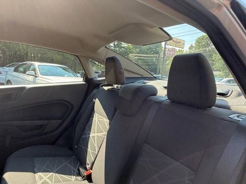 Used 2015 Ford Fiesta S image 22