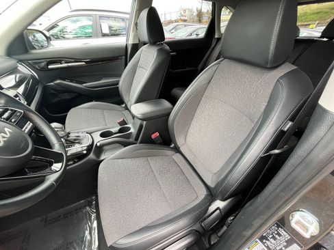 Used 2025 Kia Seltos S image 38