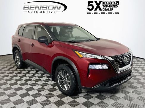 Used 2021 Nissan Rogue S FWD image 1