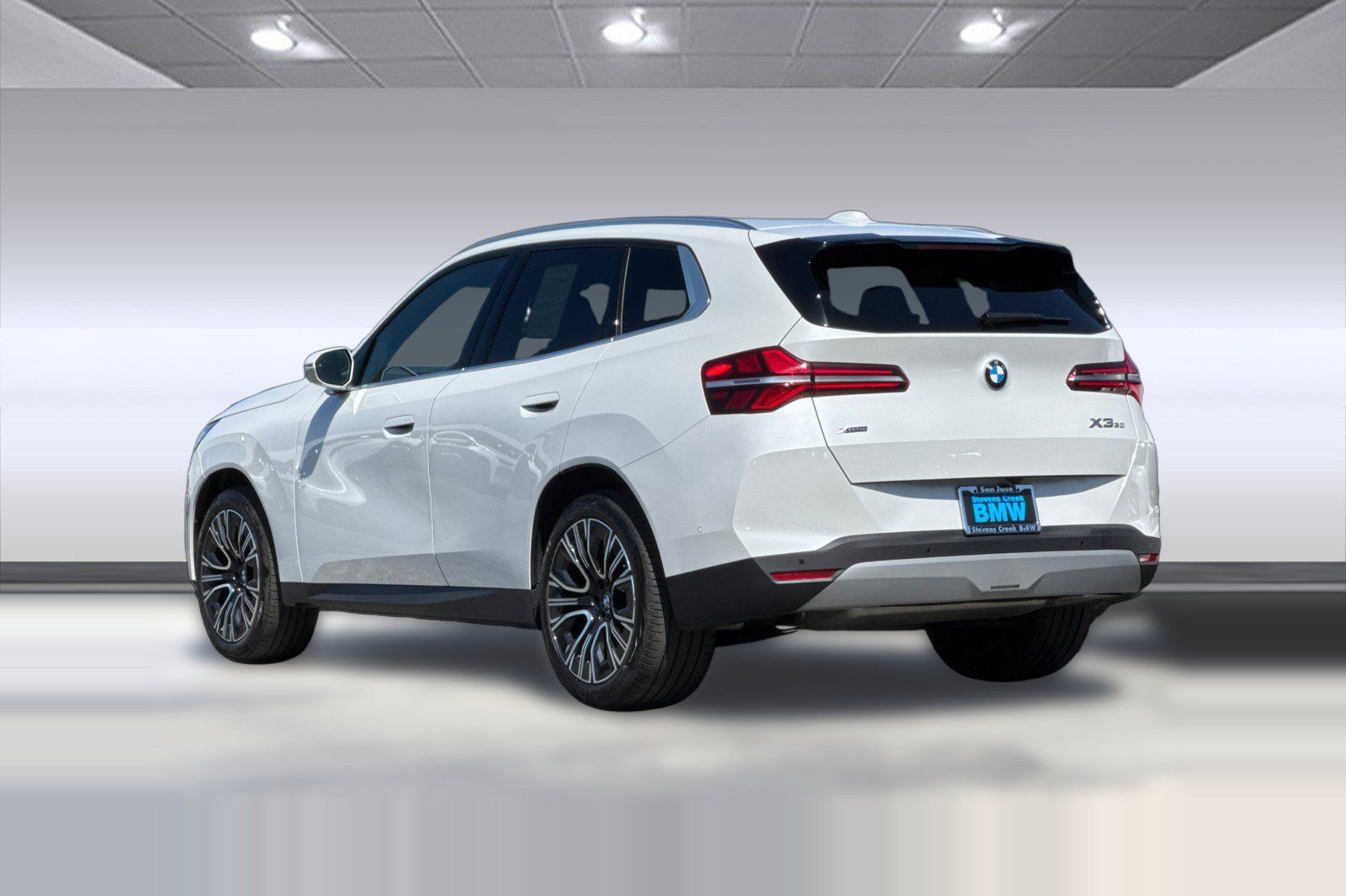 Used 2026 BMW X3 xDrive30i w/ Convenience Package AWD/4WD image 3