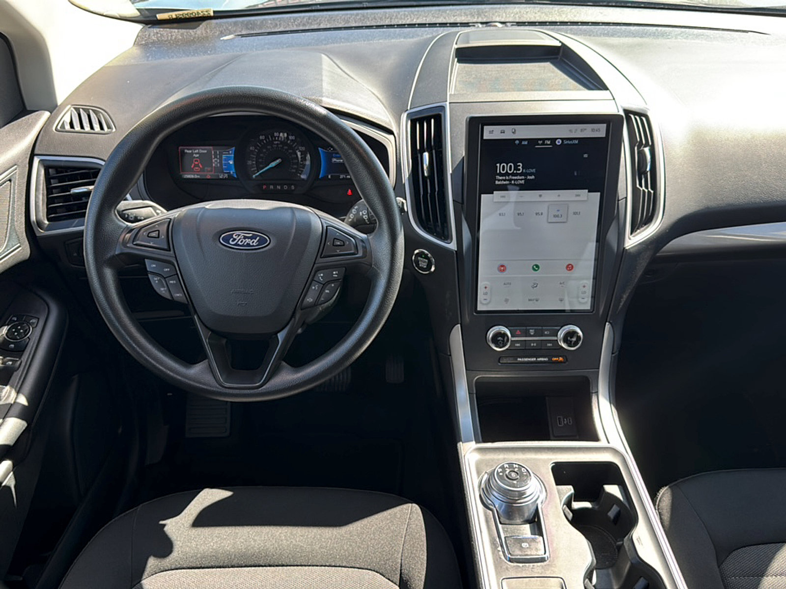 Used 2024 Ford Edge SE w/ Black Appearance Package AWD/4WD image 13