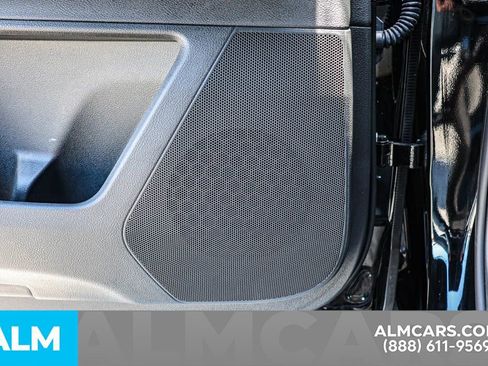 Used 2024 Nissan Pathfinder SV image 60