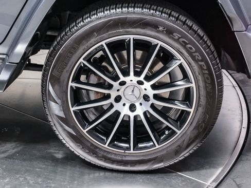 Used 2019 Mercedes-Benz G 550 w/ AMG Line image 9
