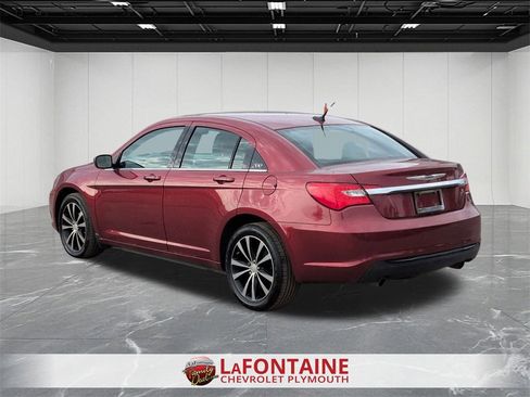 Used 2014 Chrysler 200 Limited w/ Sun/Sound Group image 6