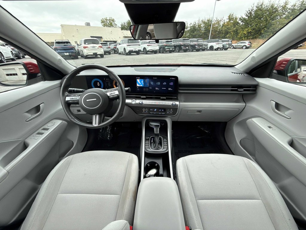 Used 2024 Hyundai Kona SEL AWD/4WD image 13