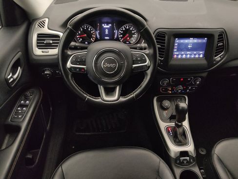 Used 2020 Jeep Compass Latitude image 22