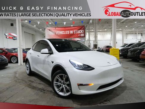 Used 2021 Tesla Model Y Long Range image 1