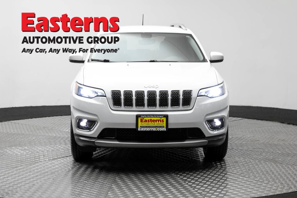 Used 2019 Jeep Cherokee Limited AWD/4WD image 3