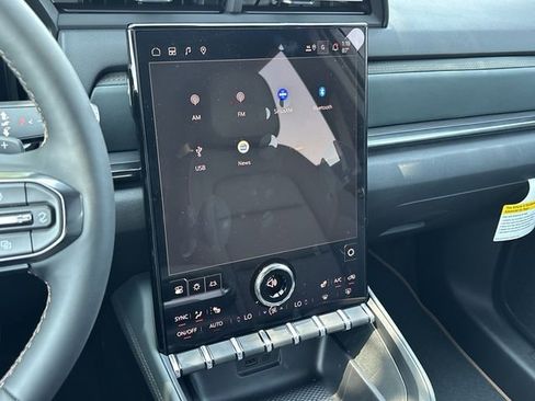 New 2026 GMC Terrain AT4 AWD/4WD image 13