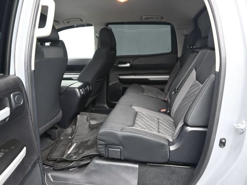 Used 2021 Toyota Tundra SR5 w/ SR5 Upgrade Package AWD/4WD image 14