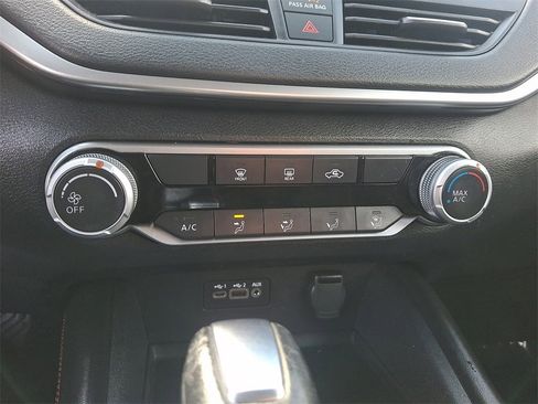 Used 2020 Nissan Altima 2.5 SR image 17