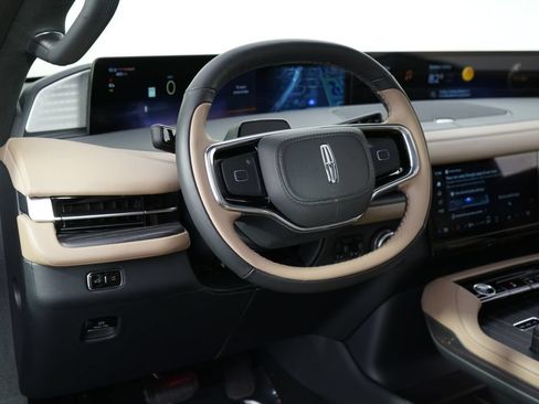 New 2026 Lincoln Navigator Black Label AWD/4WD image 11