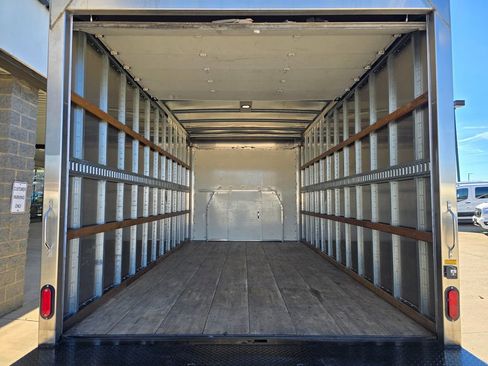 Used 2024 Ford E-350 and Econoline 350 Super Duty w/ Power Windows & Locks Group image 20