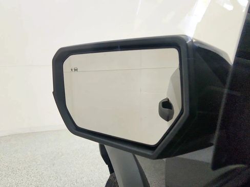 Used 2026 Chevrolet Colorado Trail Boss AWD/4WD image 14