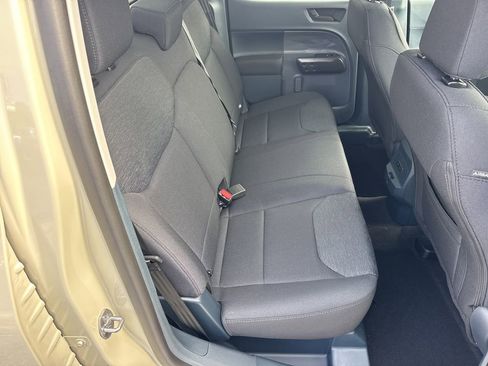 New 2025 Ford Maverick XL image 15