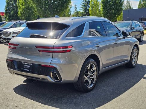 Used 2022 Genesis GV70 2.5T w/ Advanced Package AWD/4WD image 5