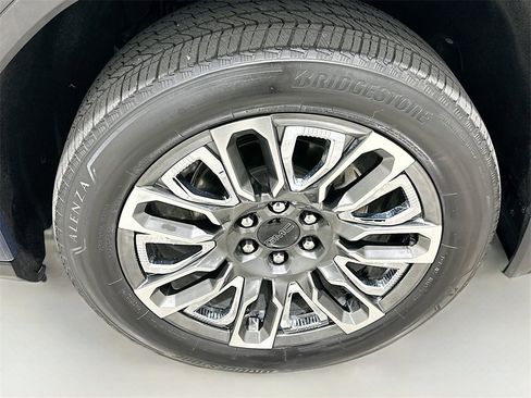 Used 2023 GMC Sierra 1500 Denali Ultimate image 33