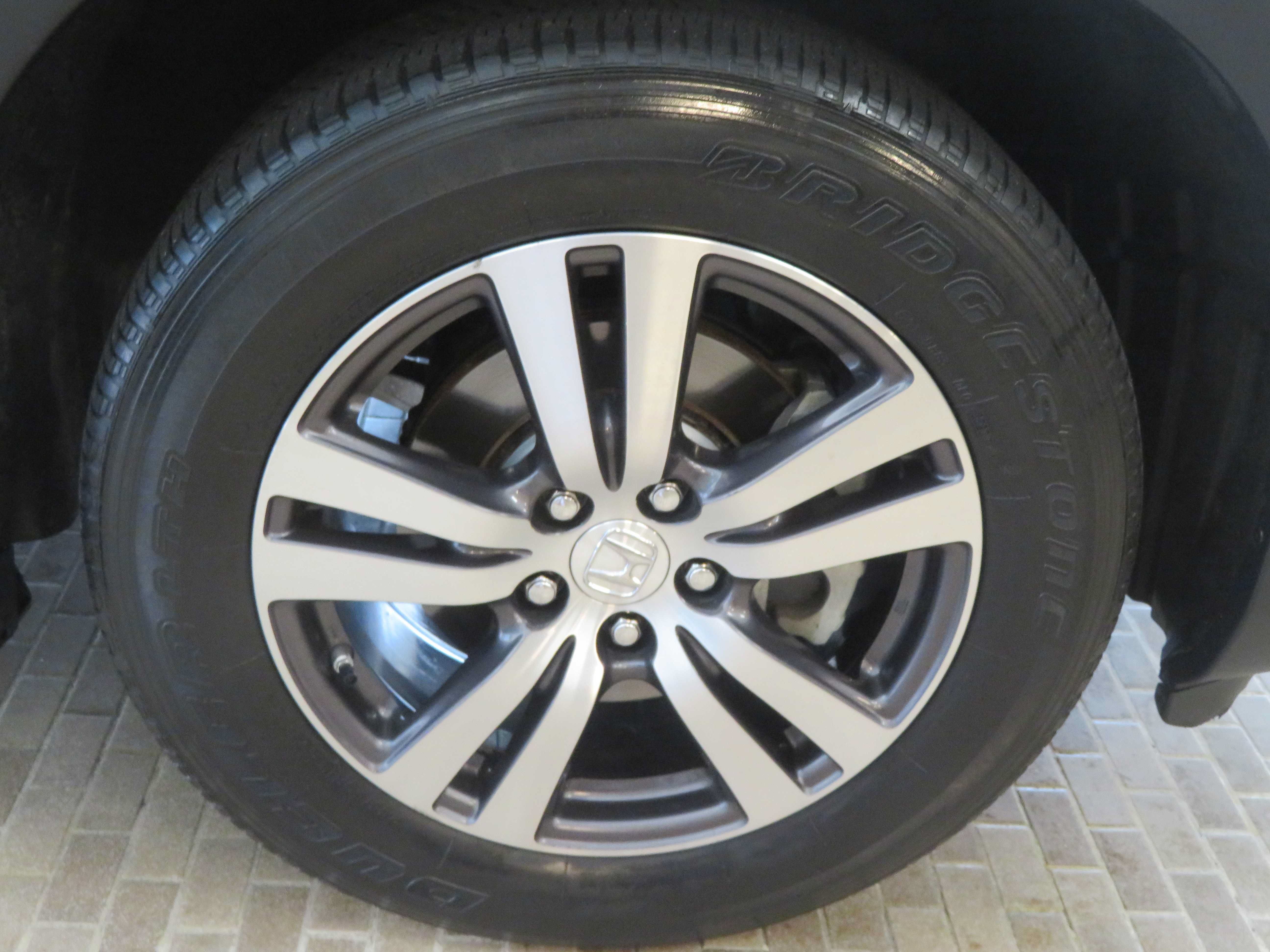 Used 2017 Honda Pilot EX-L image 10