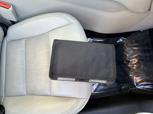 Used 2021 Nissan Altima 2.5 Platinum image 37