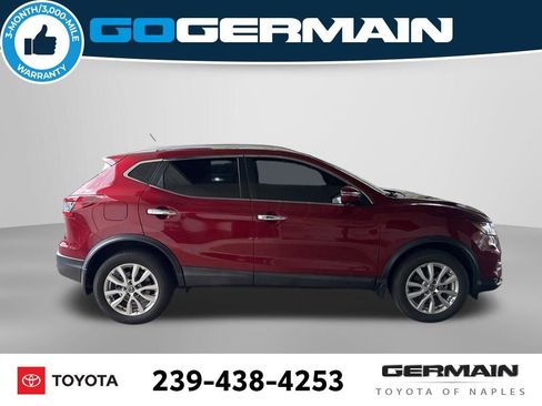 Used 2020 Nissan Rogue Sport SV w/ Technology Package FWD image 10