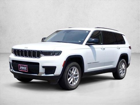 Used 2023 Jeep Grand Cherokee L Laredo AWD/4WD image 11