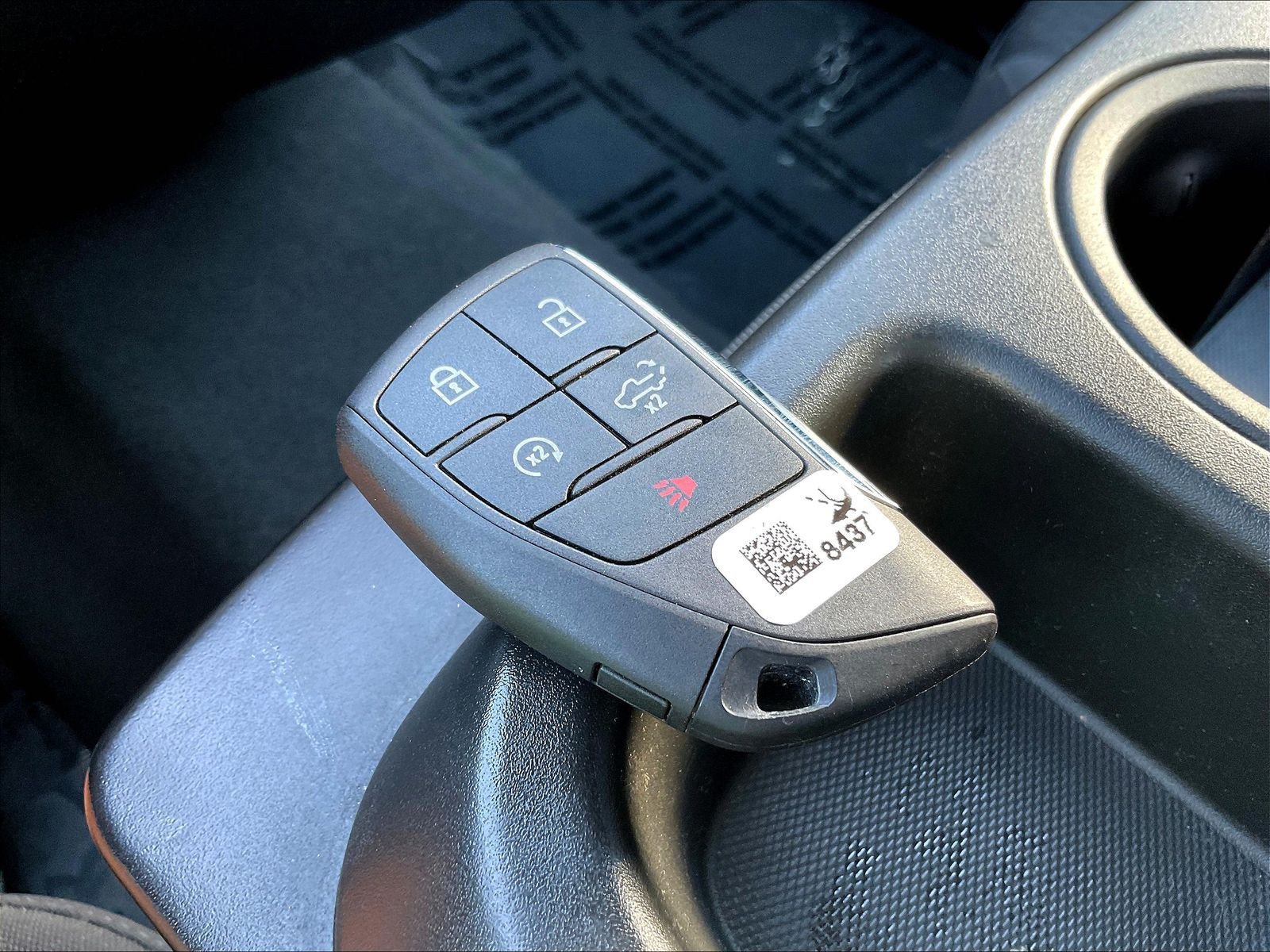 Used 2023 Chevrolet Silverado 1500 LT AWD/4WD image 38