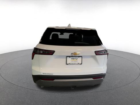 Used 2025 Chevrolet Equinox LT image 12