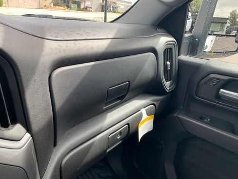 New 2025 GMC Sierra 2500 Pro w/ Convenience Package image 21