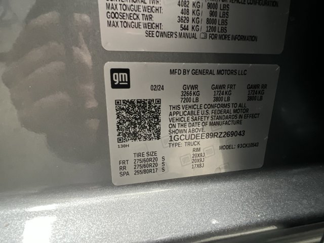 Used 2024 Chevrolet Silverado 1500 RST AWD/4WD image 33