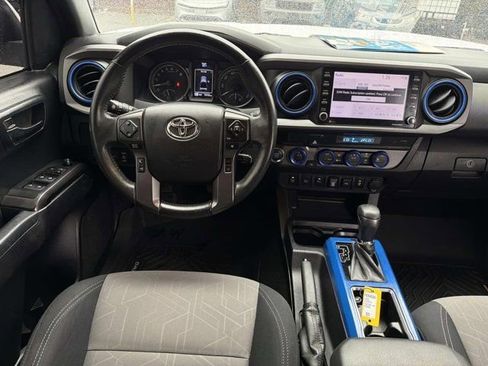 Certified 2021 Toyota Tacoma TRD Off-Road w/ Technology Package AWD/4WD image 22