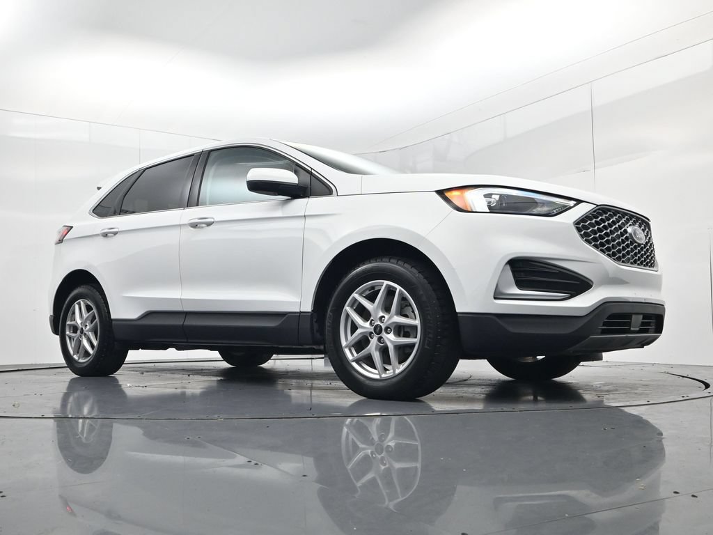 Used 2024 Ford Edge SEL AWD/4WD image 36