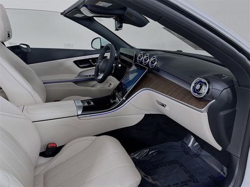 New 2026 Mercedes-Benz CLE 450 4MATIC Cabriolet image 30