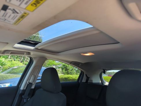 Used 2016 Honda HR-V EX image 18