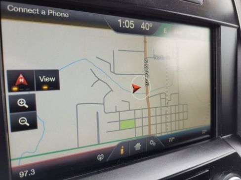 Used 2015 Ford F150 Lariat w/ Equipment Group 502A Luxury image 7