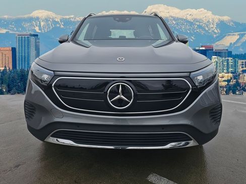 Used 2022 Mercedes-Benz EQB 350 4MATIC image 10