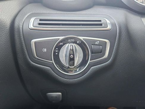 Used 2016 Mercedes-Benz C 300 4MATIC Sedan image 36