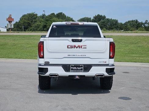 Used 2025 GMC Sierra 1500 AT4 AWD/4WD image 6