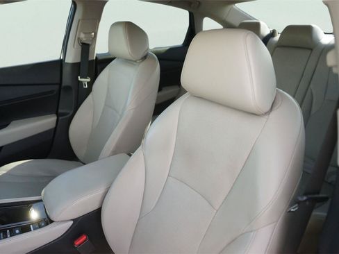 Used 2023 Honda Accord Touring image 10