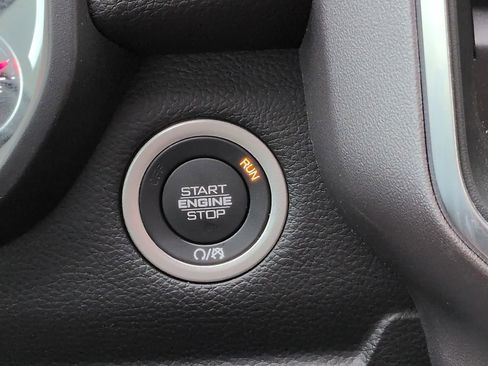 Certified 2025 RAM 1500 Big Horn image 26