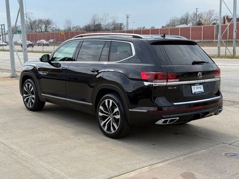 Used 2021 Volkswagen Atlas SEL Premium image 10