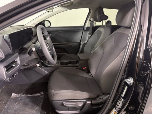 New 2026 Kia K4 LXS image 17