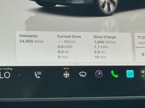 Used 2023 Tesla Model Y Long Range AWD/4WD image 26
