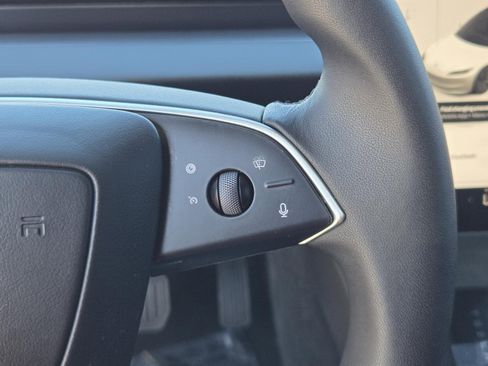 Used 2024 Tesla Model 3 Standard Range image 16