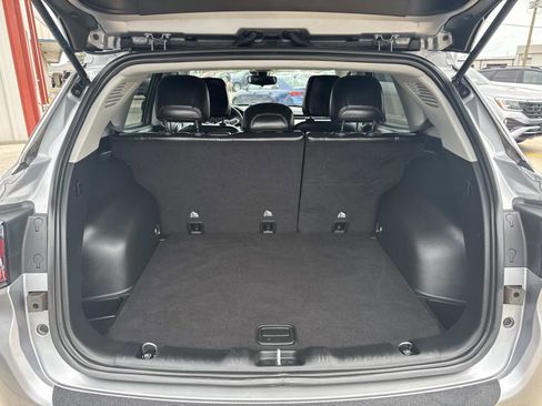 Certified 2022 Jeep Compass Latitude image 8