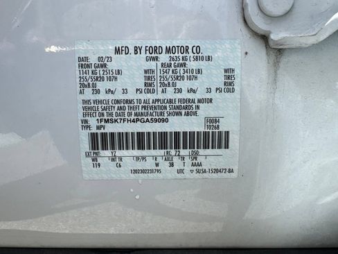Used 2023 Ford Explorer Limited w/ Equipment Group 301A RWD image 14