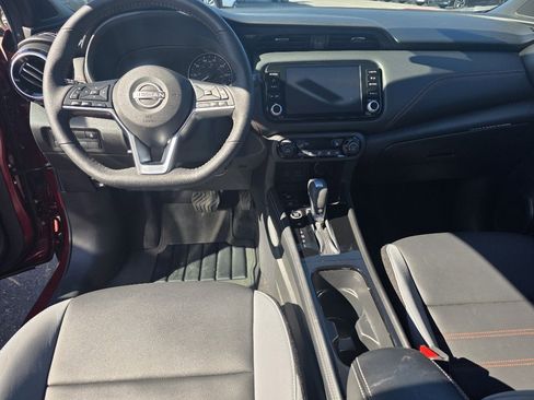 Used 2024 Nissan Kicks SR w/ SR Premium Package image 13