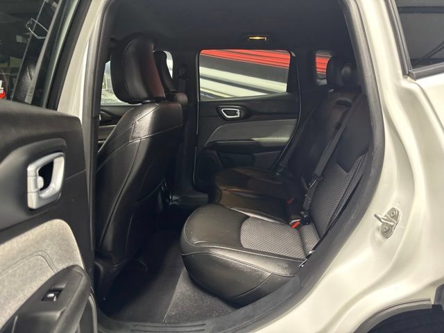 Used 2024 Jeep Compass Latitude w/ Altitude Special Edition AWD/4WD image 14