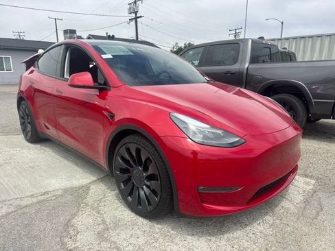 Used 2022 Tesla Model Y Performance AWD/4WD image 3